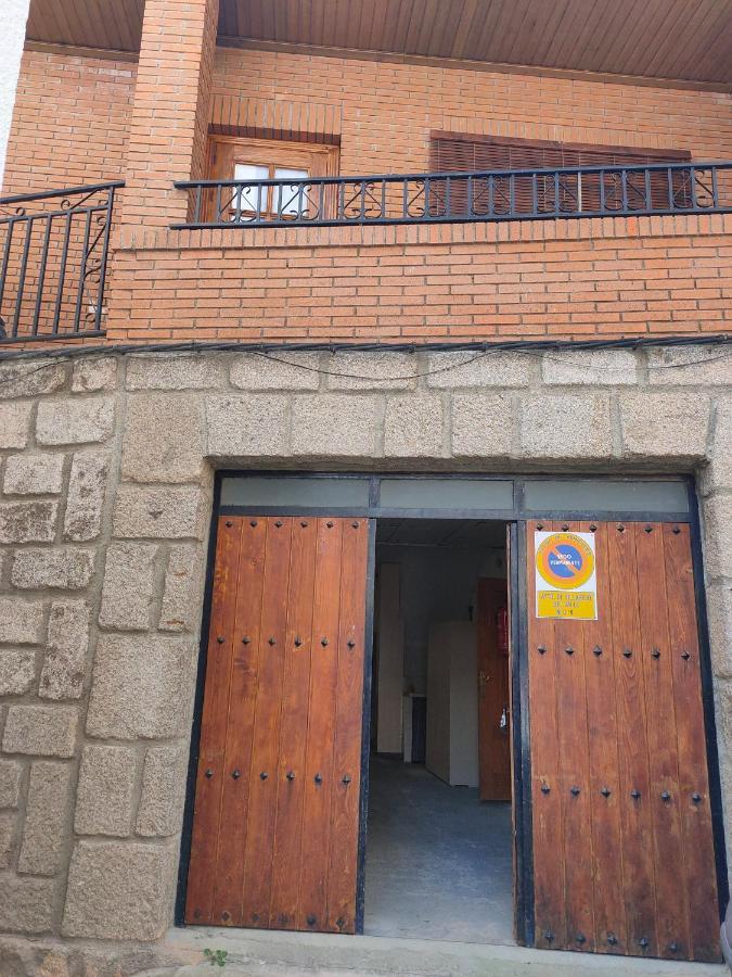 דירות Villarejo del Valle Casa Ruben Dario מראה חיצוני תמונה
